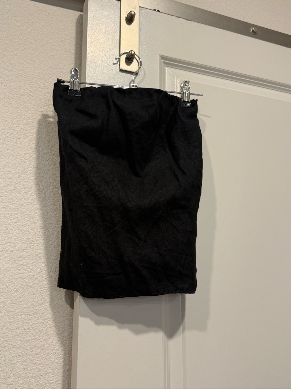 Quince Black Linen Strapless Tube Top